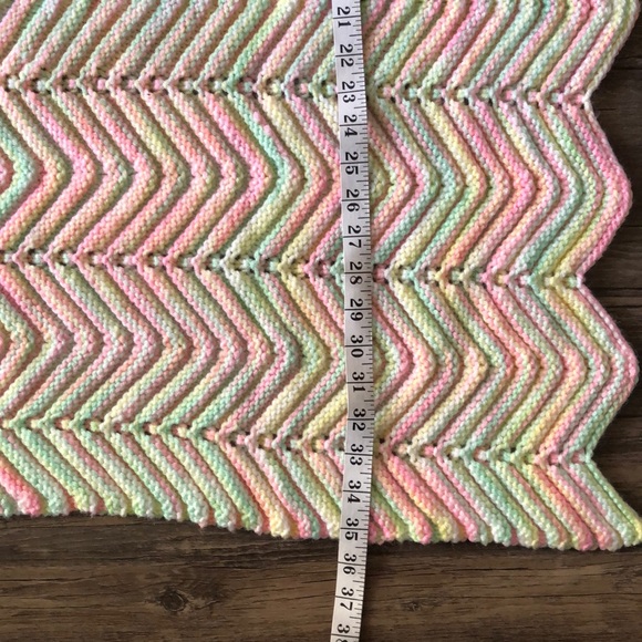 Infant Chevron Pastel Crotchet Blanket 35 x 37 - Picture 7 of 7